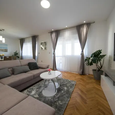 Appartamento Apartaman Vukasovic Omiš